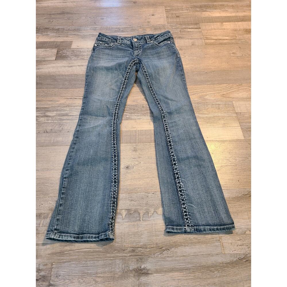 Paisley size 2 women's white washed bootcut jeans with embroidered pockets
